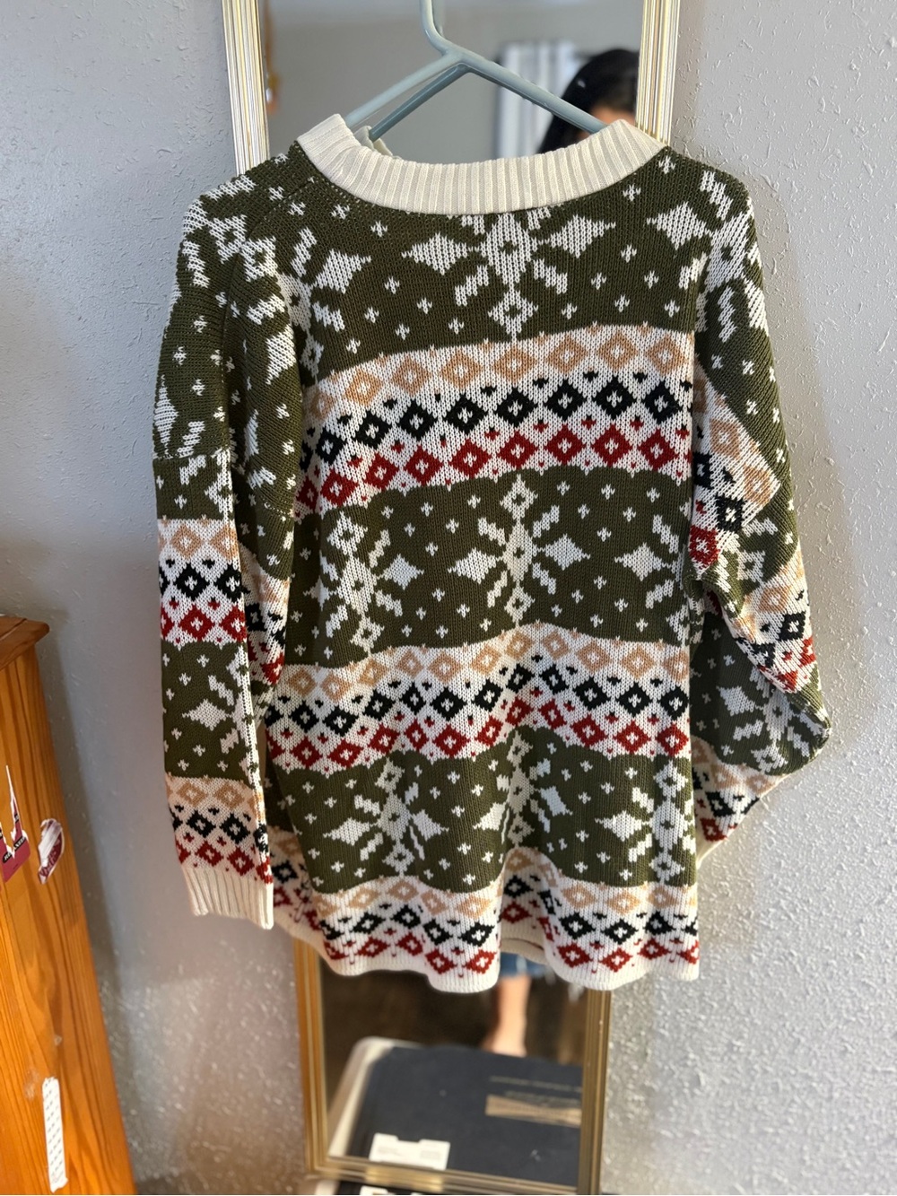 Vintage Olive Fair Isle Crewneck Sweater with Cream, Red, Black, Tan Accents